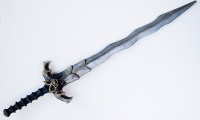 moviegunguy.com, Ancient Rome/Gladiators/Ancients Weapons, Resin Sword with Bat carving