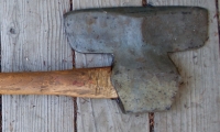 moviegunguy.com,  Axes, Maces, Spears, War Clubs,  1700s - 1800s Wood Chopping Axe
