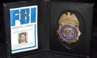 prop police/SWAT gear, Folding FBI Badge Holder, moviegunguy.com