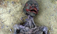 moviegunguy.com, movie prop corpses, Decaying male corpse