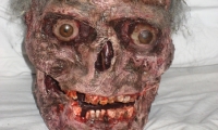 moviegunguy.com, movie prop corpses, Decayed male severed head