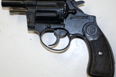Replica snub-nose revolver black grips, moviegunguy.com