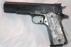 moviegunguy.com, movie prop handguns, semi-automatic, colt 1911 pearl grips