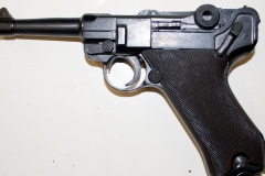 moviegunguy.com, movie prop handguns, semi-automatic, replica Luger