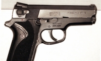 moviegunguy.com, movie prop handguns, semi-automatic, smith & wesson model 3914