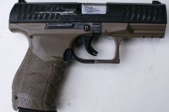 moviegunguy.com, movie prop handguns, semi-automatic, replica desert tan Walther P99