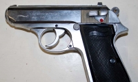 moviegunguy.com, movie prop handguns, semi-automatic, replica walther ppk