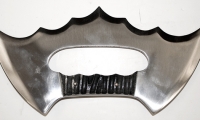 moviegunguy.com,  Instruments of Torture, Torture Blade