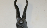 moviegunguy.com,  Instruments of Torture, Primitive Tool