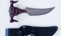 Custom Push Dagger, moviegunguy.com
