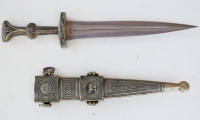 Roman Dagger, moviegunguy.com