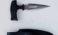 Push Dagger, moviegunguy.com