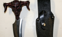 Push Dagger with Skull Grip, moviegunguy.com