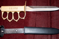 movie prop edged weapon, US 1918 trench knife & scabbard, moviegunguy.com