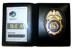 moviegunguy.com, movie prop badges, DEA Badge, ID and Wallet