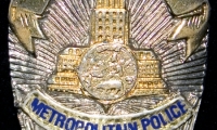 moviegunguy.com, prop police/SWAT gear, metropolitan Police badge