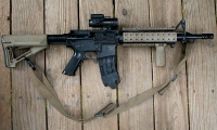 prop modern US military guns/gear, Replica M4 desert colors