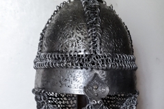 moviegunguy.com,  Medieval Weaponry and Armor, Medieval helmet with chainmail