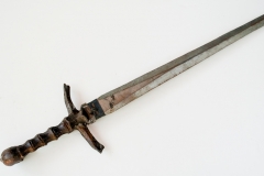 moviegunguy.com,  Medieval Weaponry and Armor, Replica Sword with bone handle