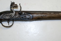 golden age of piracy, moviegunguy.com, non-firing Replica flintlock with gold inlay