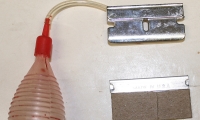 moviegunguy.com,  Specialty Props, Fake razor blade with blood tube
