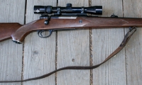 moviegunguy.com, Sniper & Scoped Weapons, Bolt-Action Hunting / Scoped Rifle