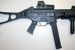 moviegunguy.com, movie prop submachine gun, Non-firing replica HK UMP Sub-machine Gun