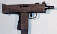 moviegunguy.com, movie prop submachine guns, replica MAC-11