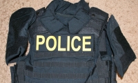 moviegunguy.com, movie prop police/SWAT gear, police tactical body armor