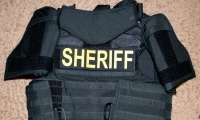 moviegunguy.com, movie prop police/SWAT gear, tactical sheriff body armor
