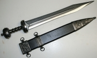 moviegunguy.com,  Swords and Shields, Roman Sword