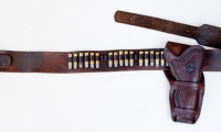 moviegunguy.com, movie prop western holster, Dark brown belt and tooled holster rig