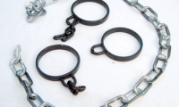 rubberchaincuffs